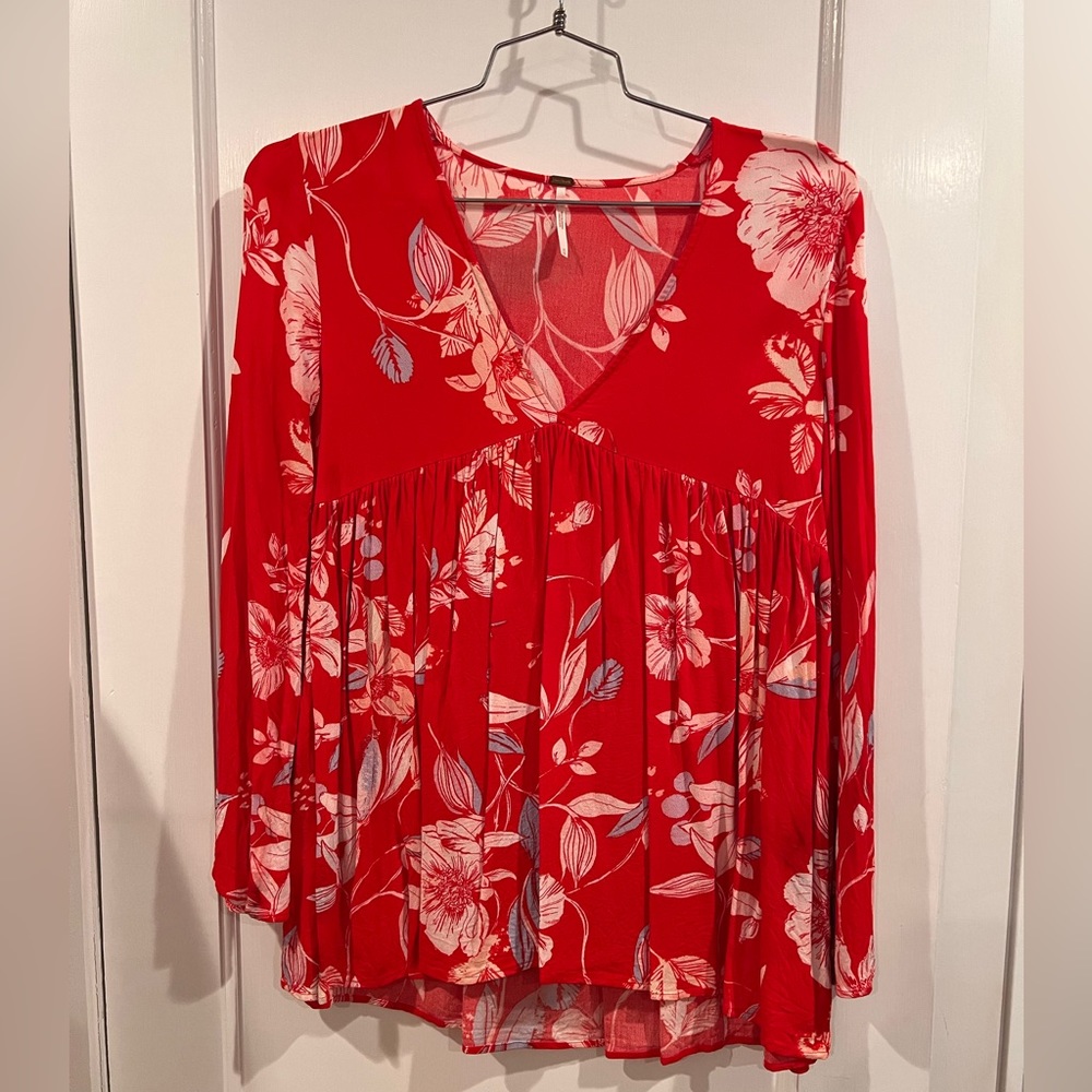Free People Baby Doll dress. Red, short, fits all body types.